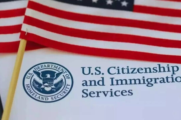 USCIS का बड़ा खुलासा: ग्रीन कार्ड और नागरिकता की पुरानी जांच थी ‘अपर्याप्त’, बैन पर लगातार नजर