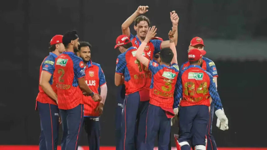 चहल की जादूगरी! गिल को चलता करके पंजाब को मिली बड़ी राहत, GT का स्कोर लगाम में