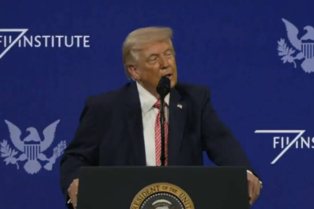 ट्रंप का नया प्लान: हॉर्मुज खोलने की जगह ऐसे दबाएंगे ईरान!